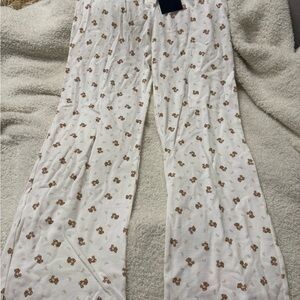 Brandy Melville White Pajama Pants with Brown Teddy Bear Print